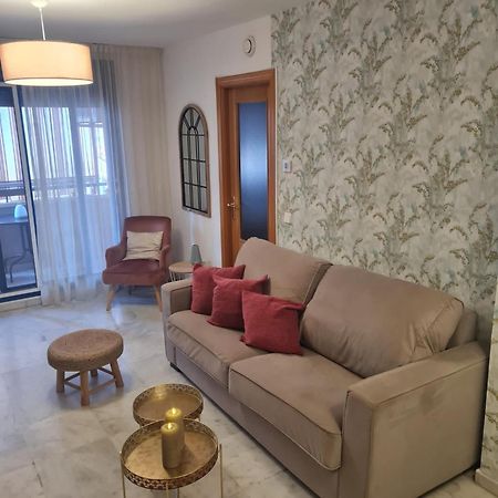 Holidays2Malaga Ayala 450 Mts From Beach & Terrace מראה חיצוני תמונה