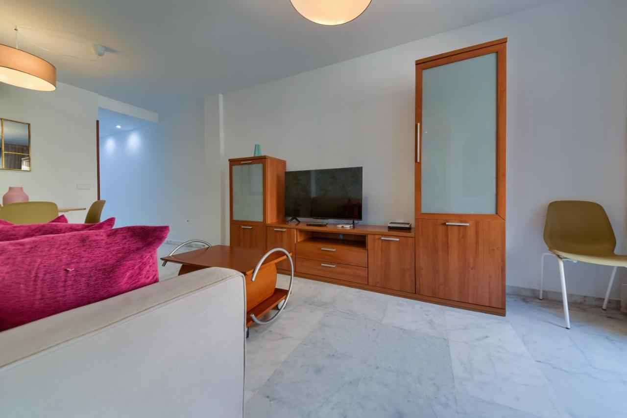 Holidays2Malaga Ayala 450 Mts From Beach & Terrace מראה חיצוני תמונה