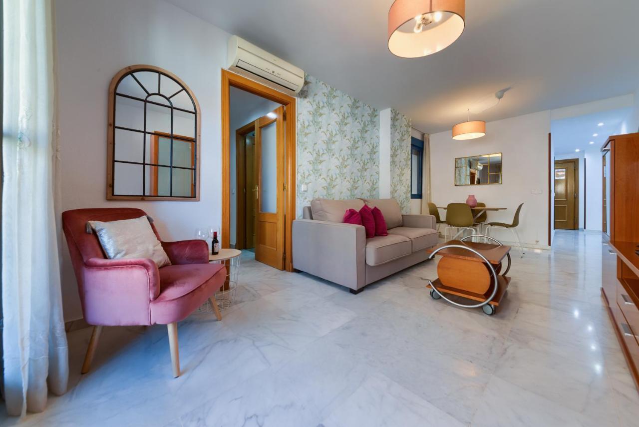 Holidays2Malaga Ayala 450 Mts From Beach & Terrace מראה חיצוני תמונה