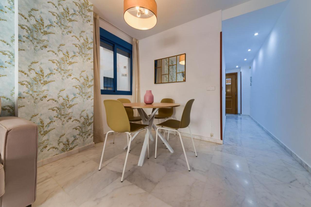 Holidays2Malaga Ayala 450 Mts From Beach & Terrace מראה חיצוני תמונה