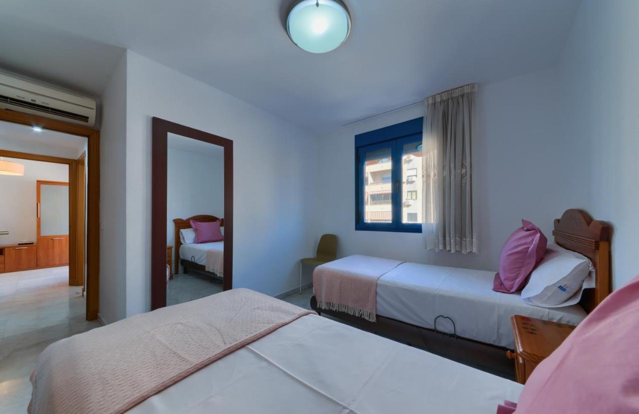 Holidays2Malaga Ayala 450 Mts From Beach & Terrace מראה חיצוני תמונה
