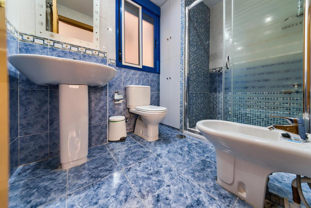 Holidays2Malaga Ayala 450 Mts From Beach & Terrace מראה חיצוני תמונה