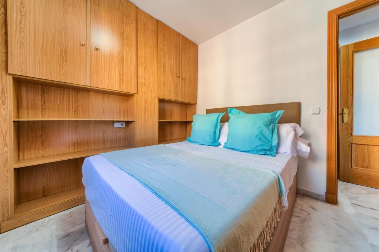 Holidays2Malaga Ayala 450 Mts From Beach & Terrace מראה חיצוני תמונה