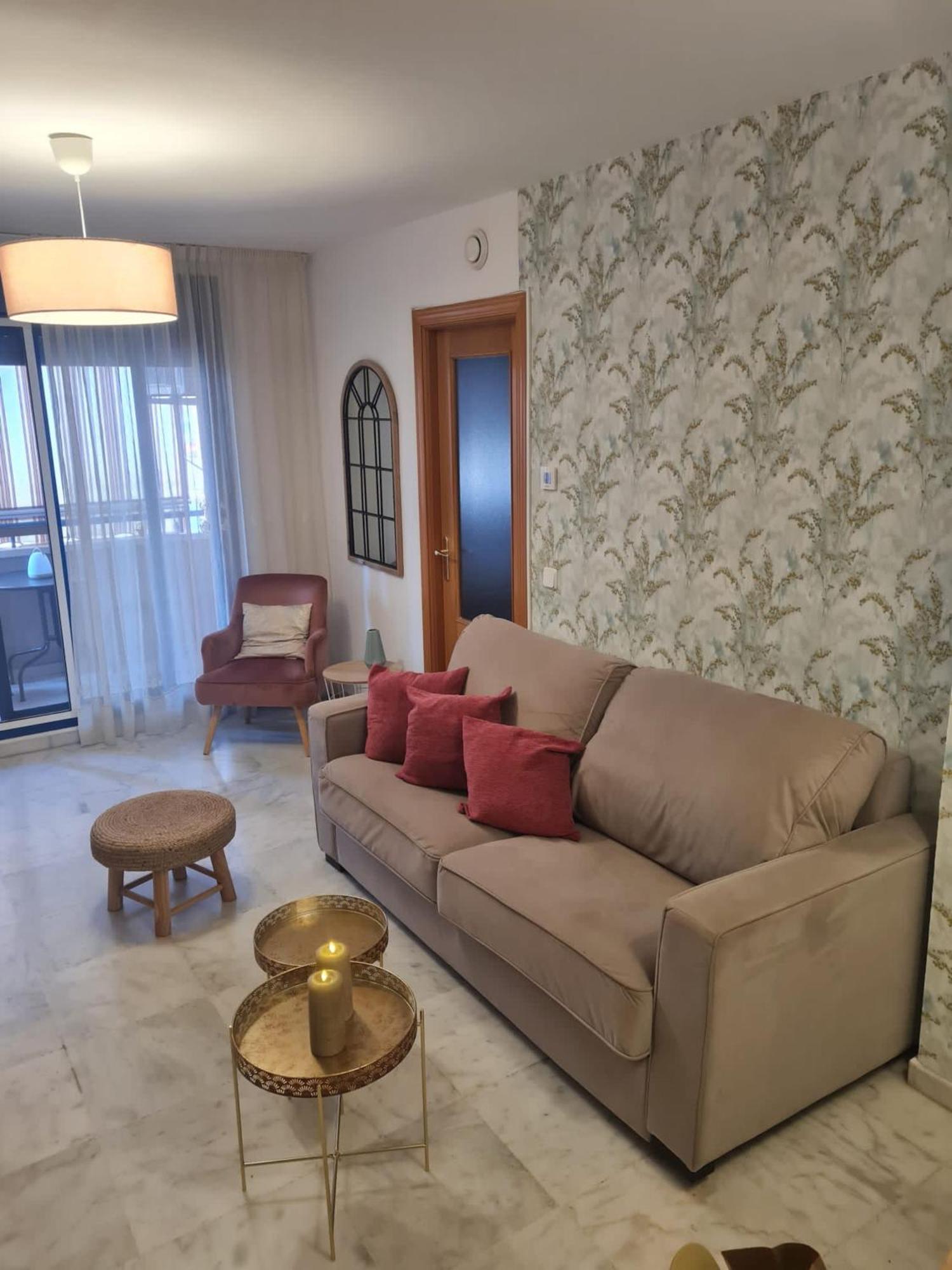 Holidays2Malaga Ayala 450 Mts From Beach & Terrace מראה חיצוני תמונה